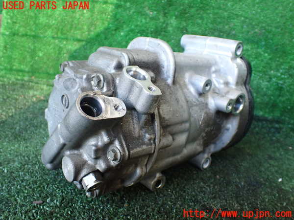 1UPJ-9235586025]プリウスPHV(ZVW52)エアコンコンプレッサー 中古_2