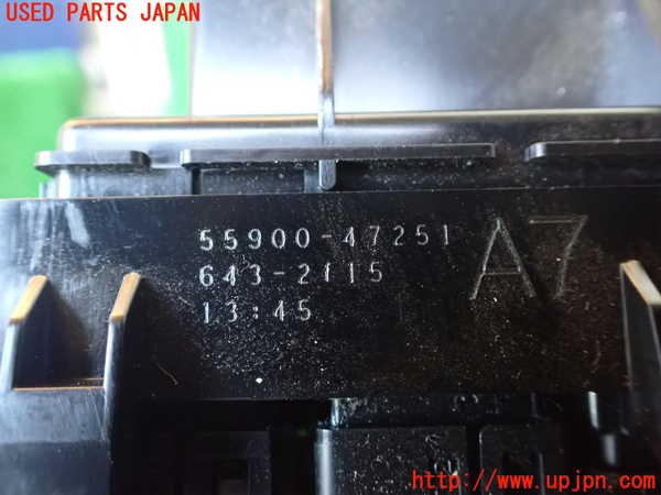 1UPJ-9235586066]プリウスPHV(ZVW52)エアコンスイッチ1 中古_4
