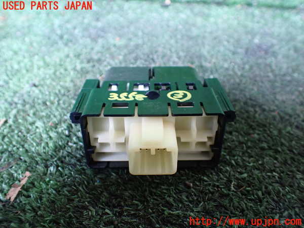 1UPJ-9235586308]プリウスPHV(ZVW52)スイッチ3 中古_2