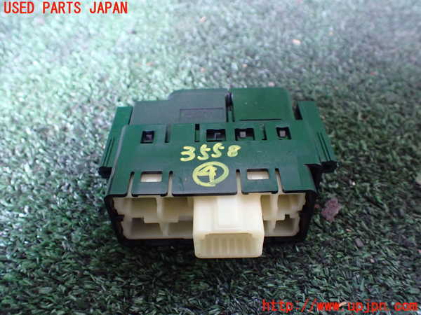1UPJ-9235586309]プリウスPHV(ZVW52)スイッチ4 中古_2