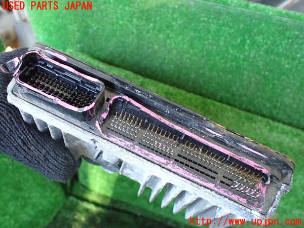 1UPJ-9235586110]プリウスPHV(ZVW52)エンジンコンピューター (ジャンク品) 中古_3