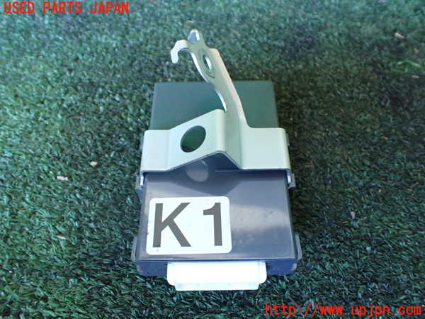 1UPJ-9235586153]プリウスPHV(ZVW52)コンピューター8 中古_3