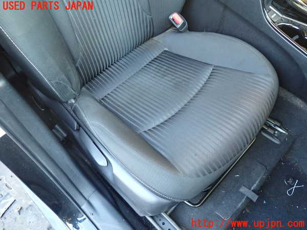 1UPJ-9235587035]プリウスPHV(ZVW52)運転席シート 中古_3