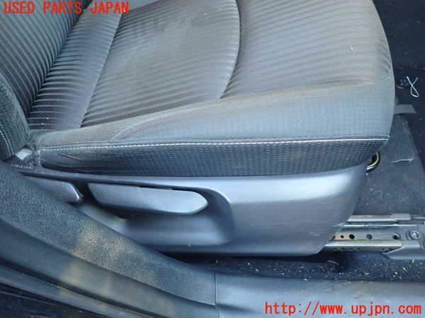 1UPJ-9235587035]プリウスPHV(ZVW52)運転席シート 中古_4