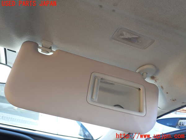 1UPJ-9235587625]プリウスPHV(ZVW52)室内サンバイザー右側 中古_3