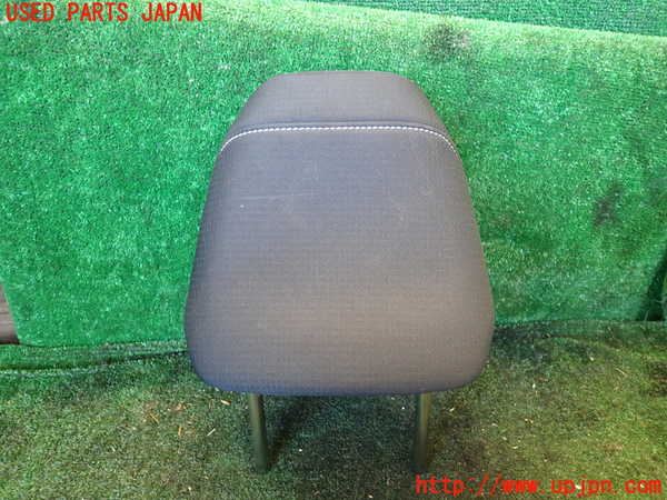 1UPJ-9235587040]プリウスPHV(ZVW52)運転席ヘッドレスト 中古_2