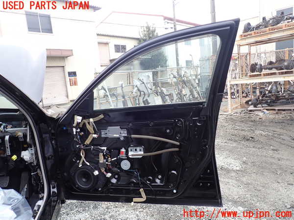 1UPJ-9235591230]フーガハイブリッド(HY51)右前ドア 中古(43R-001596 M6254)_4