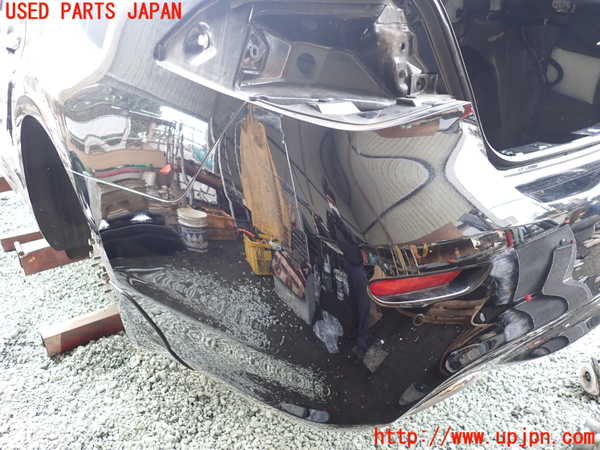 1UPJ-9235591610]フーガハイブリッド(HY51)リアバンパー 中古_4