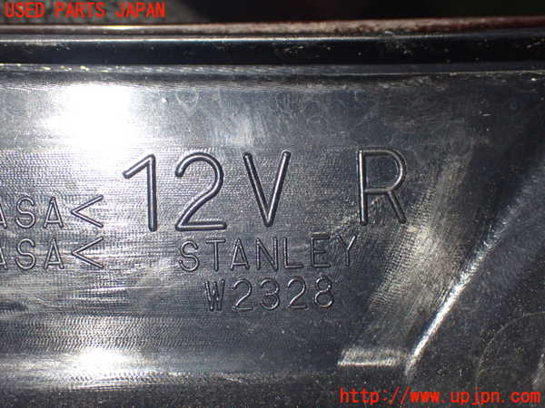 1UPJ-9235591530]フーガハイブリッド(HY51)右テールランプ 中古_3