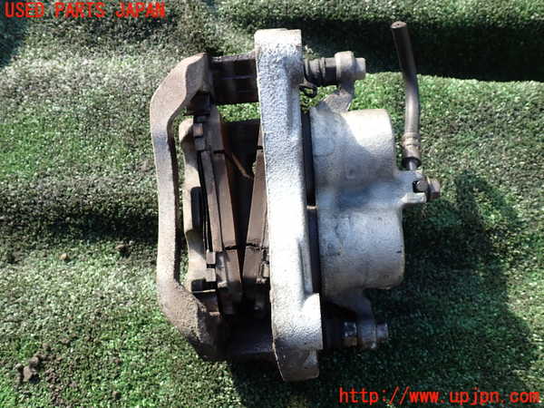 1UPJ-9235594085]フーガハイブリッド(HY51)左フロントキャリパー 中古_2