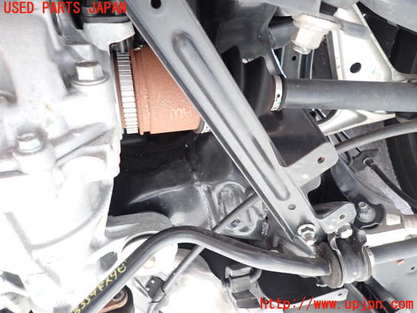 1UPJ-9235595295]フーガハイブリッド(HY51)リアメンバー 中古_4