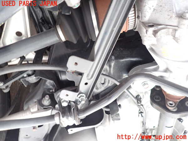 1UPJ-9235595295]フーガハイブリッド(HY51)リアメンバー 中古_5