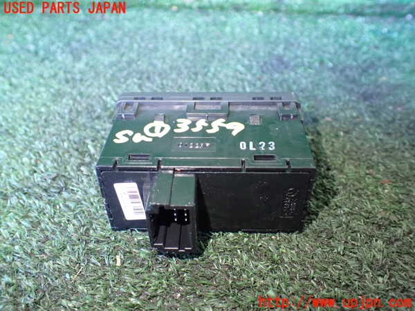 1UPJ-9235596306]フーガハイブリッド(HY51)スイッチ1 中古_2
