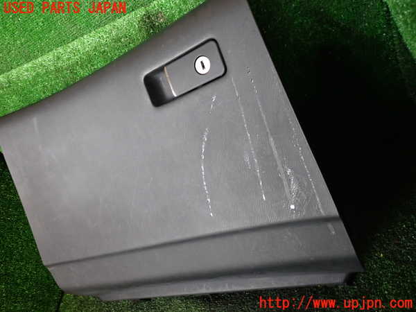 1UPJ-9235597516]フーガハイブリッド(HY51)グローブボックス1 中古_2