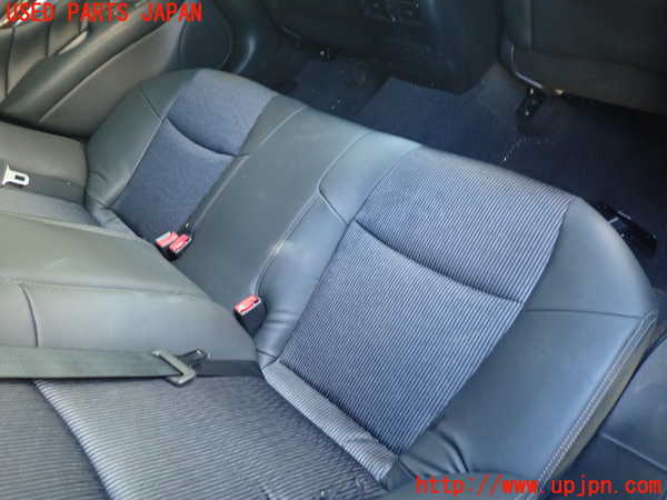1UPJ-9235597385]フーガハイブリッド(HY51)リアシート 中古_4