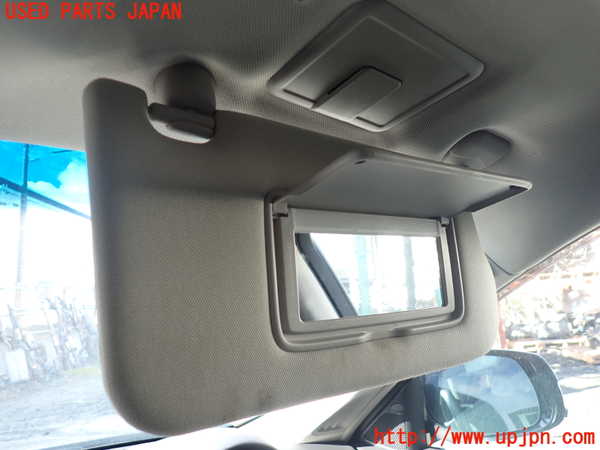 1UPJ-9235597625]フーガハイブリッド(HY51)室内サンバイザー右側 中古_3