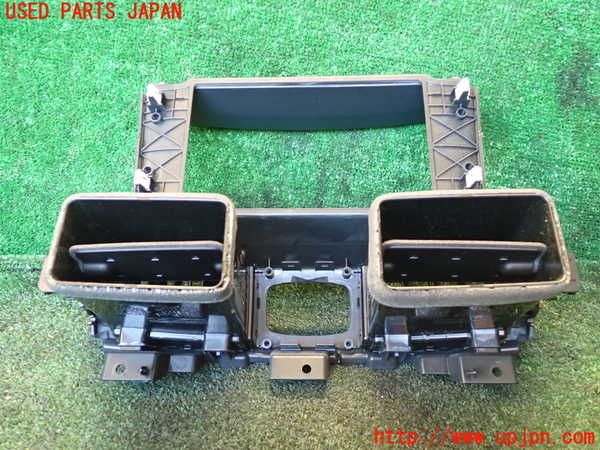 1UPJ-9235597526]フーガハイブリッド(HY51)エアコン吹き出し口1 (真中) 中古_3