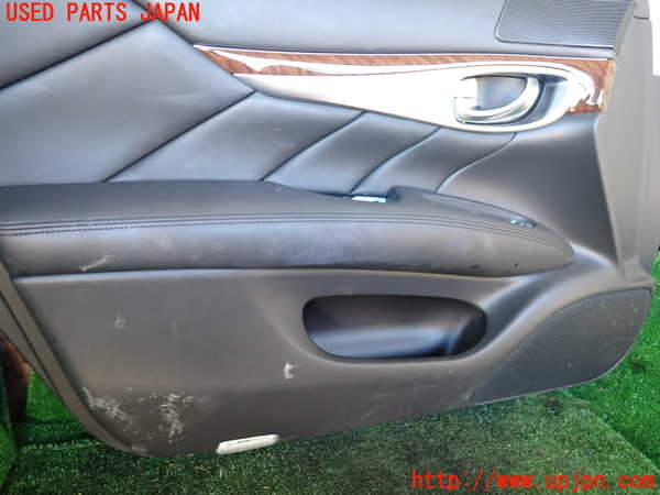 1UPJ-9235591264]フーガハイブリッド(HY51)左前ドア内張り 中古_3