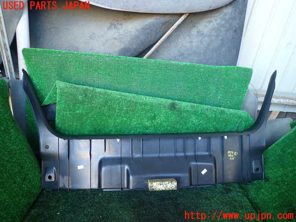 1UPJ-9235597772]フーガハイブリッド(HY51)ラゲッジトレイ2 中古_2