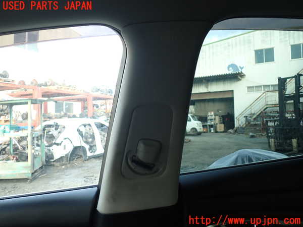 1UPJ-9235597665]フーガハイブリッド(HY51)右センターピラートリム 中古_2