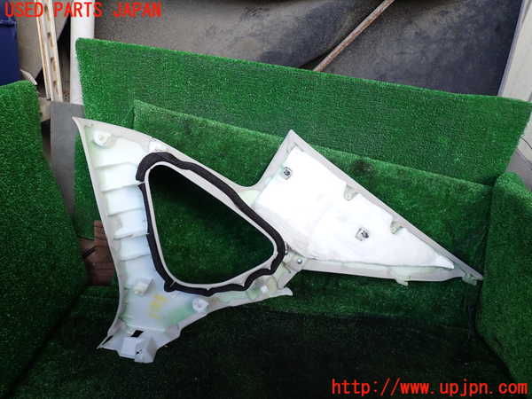 1UPJ-9235597680]フーガハイブリッド(HY51)左リアピラートリム 中古_2
