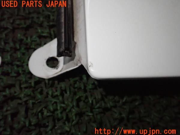 3UPJ=9235600012]MR2(SW20)後期 V型 純正 エンジンフードカバー サイドパネル 中古_3