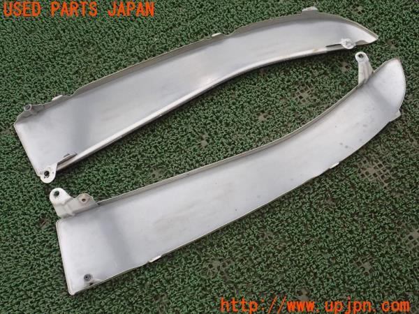 3UPJ=9235600012]MR2(SW20)後期 V型 純正 エンジンフードカバー サイドパネル 中古_5