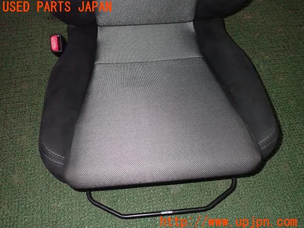 3UPJ=9235600644]MR2(SW20)後期 V型 RECARO レカロ SR-7F GK100 BK/SL セミバケットシート レール付き 中古_4