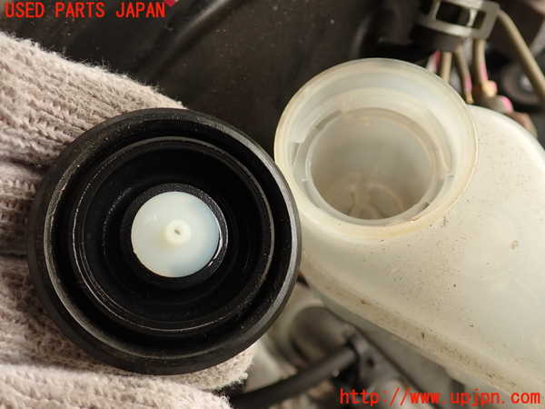 2UPJ-9235604050]MR2(SW20) (V型)ブレーキマスターシリンダー 中古_4