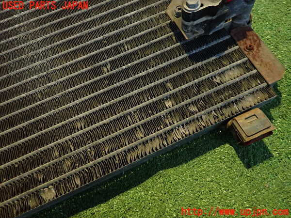 2UPJ-9235606031]MR2(SW20) (V型)エアコンコンデンサー1 中古_3