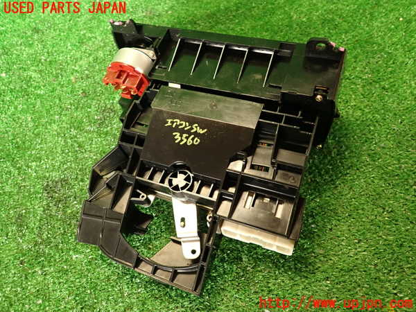 2UPJ-9235606066]MR2(SW20) (V型)エアコンスイッチ1 中古_3