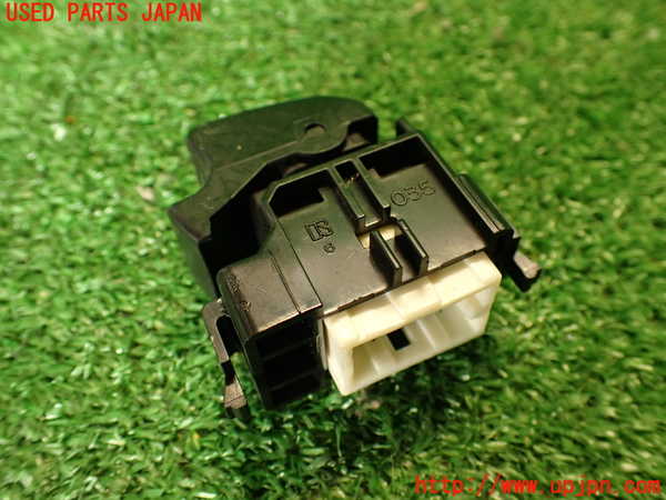 2UPJ-9235606245]MR2(SW20) (V型)左前パワーウィンドウスイッチ 中古_3
