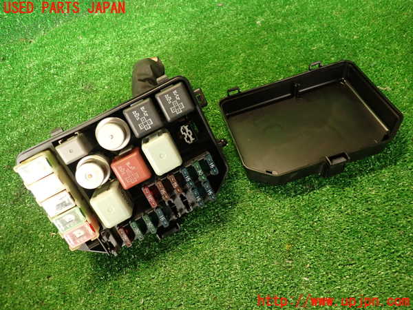 2UPJ-9235606741]MR2(SW20) (V型)ヒューズボックス1 中古_4