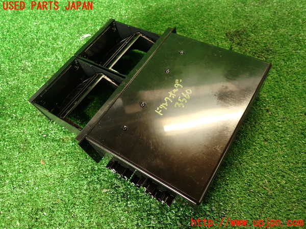 2UPJ-9235607810]MR2(SW20) (V型)ドリンクホルダー 中古_4