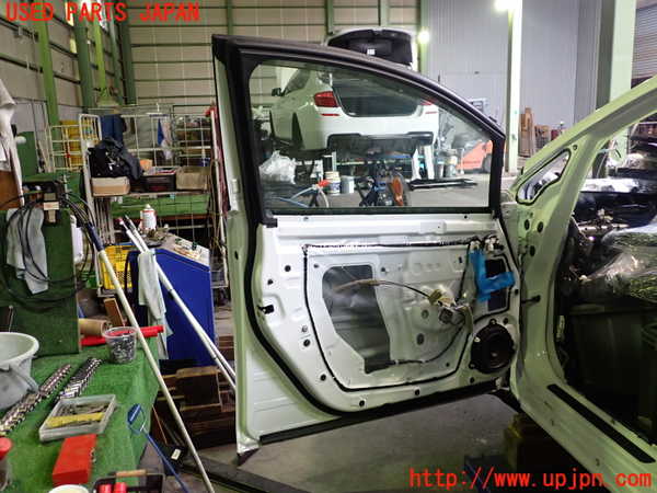 2UPJ-9235611260]日産リーフ(ZE1)左前ドア (ジャンク品) 中古_5