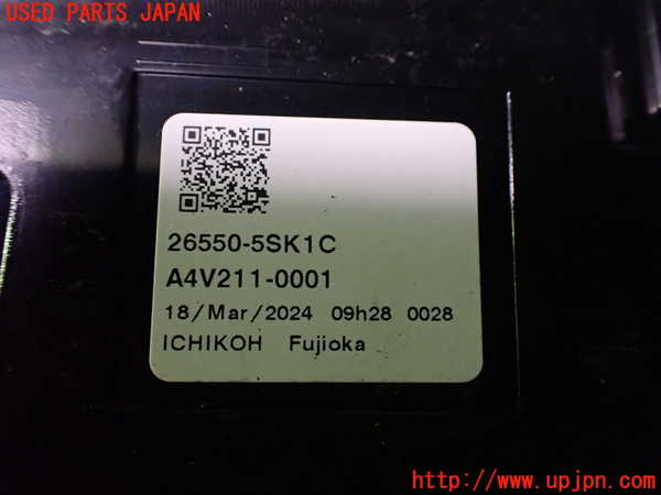 2UPJ-9235611530]日産リーフ(ZE1)右テールランプ 中古_3