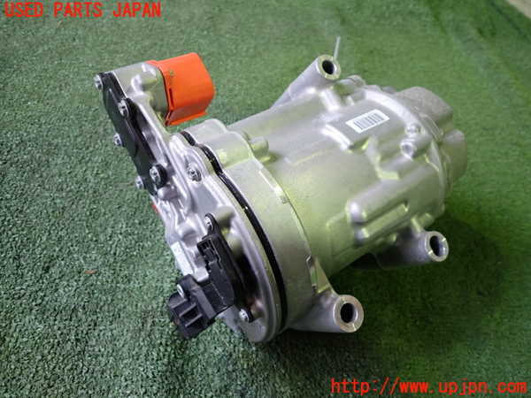 2UPJ-9235616025]日産リーフ(ZE1)エアコンコンプレッサー 中古_2