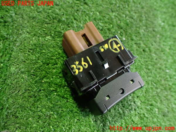 2UPJ-9235616309]日産リーフ(ZE1)スイッチ4 (シートヒーター) 中古_2