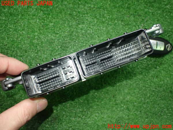 2UPJ-9235616110]日産リーフ(ZE1)エンジンコンピューター 中古_3