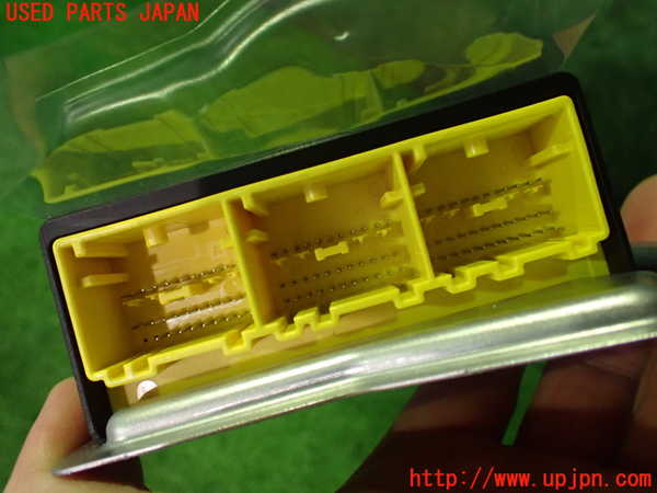 2UPJ-9235616145]日産リーフ(ZE1)エアバッグコンピューター 中古_3