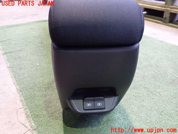 2UPJ-9235617540]日産リーフ(ZE1)センターコンソール 中古_2