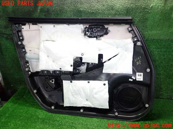 2UPJ-9235611234]日産リーフ(ZE1)右前ドア内張り 中古_3