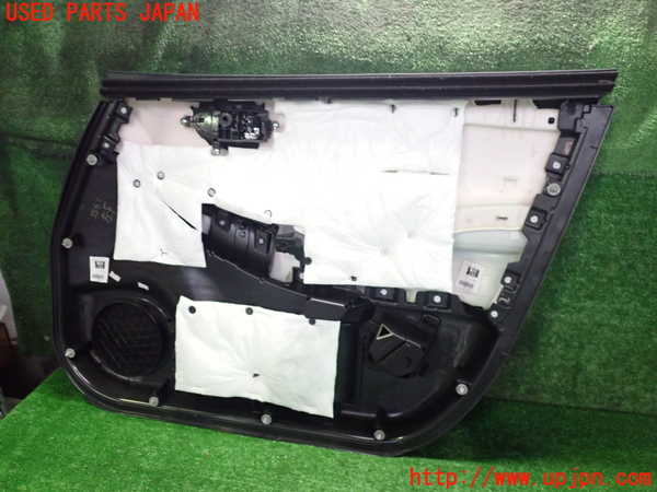 2UPJ-9235611264]日産リーフ(ZE1)左前ドア内張り 中古_3