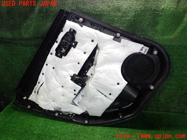 2UPJ-9235611294]日産リーフ(ZE1)右後ドア内張り 中古_3