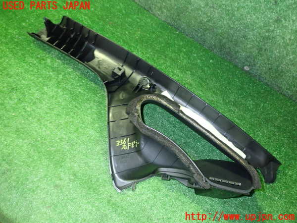 2UPJ-9235617655]日産リーフ(ZE1)右フロントピラートリム 中古_3