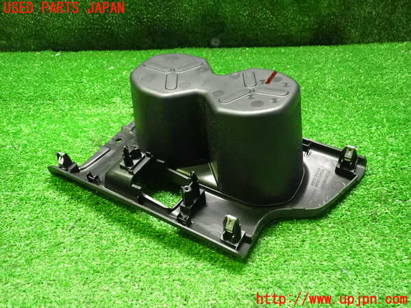 2UPJ-9235617810]日産リーフ(ZE1)ドリンクホルダー 中古_2