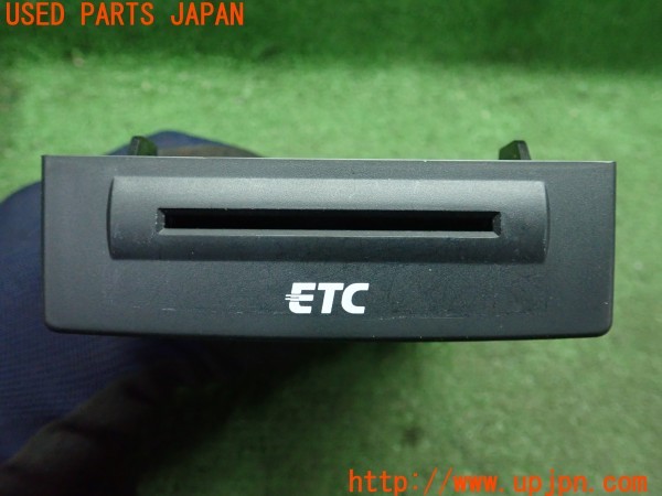 3UPJ=9235620503]アウディ Q3 2.0TFSIクワトロ211PS(8UCPSF)純正 4L0 919 813 E ETC車載器 中古_3