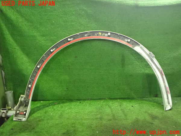 2UPJ-9235621442]アウディ・Q3(8UCPSF)左前オーバーフェンダー 中古_3