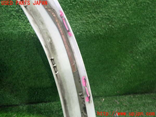 2UPJ-9235621442]アウディ・Q3(8UCPSF)左前オーバーフェンダー 中古_4