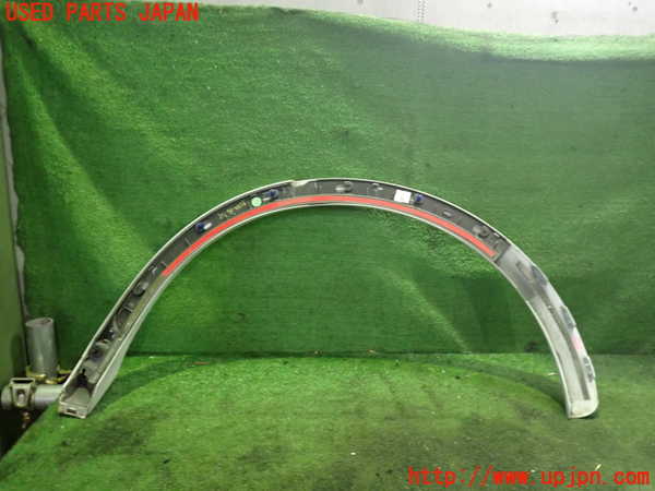 2UPJ-9235621444]アウディ・Q3(8UCPSF)右後オーバーフェンダー 中古_4